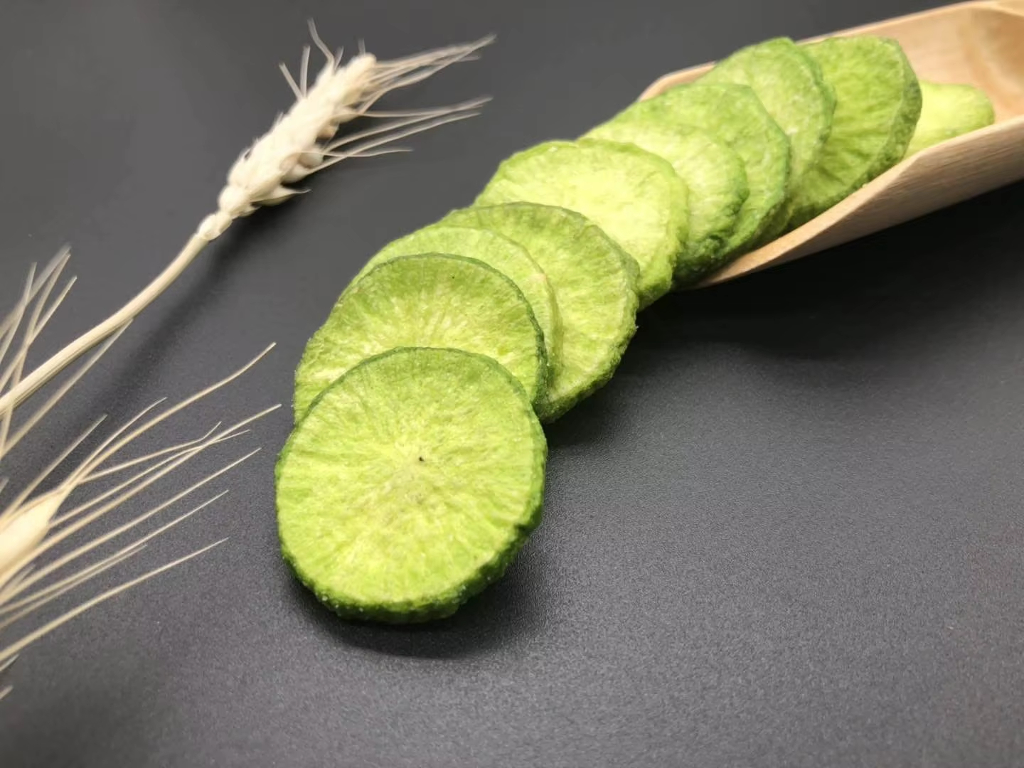 17884421894114.jpg Green Radish Slices -& bulk packaging and supply