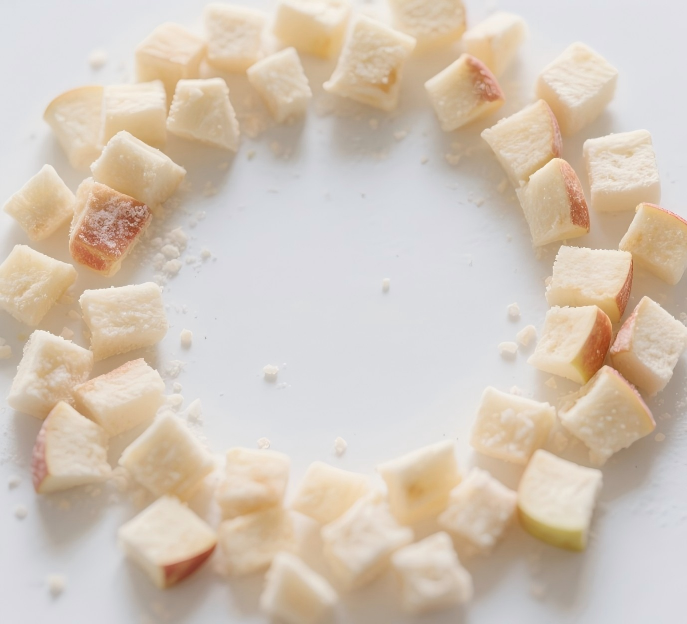 17884923759932.png Fuji Apple Slices close-up detail showing texture