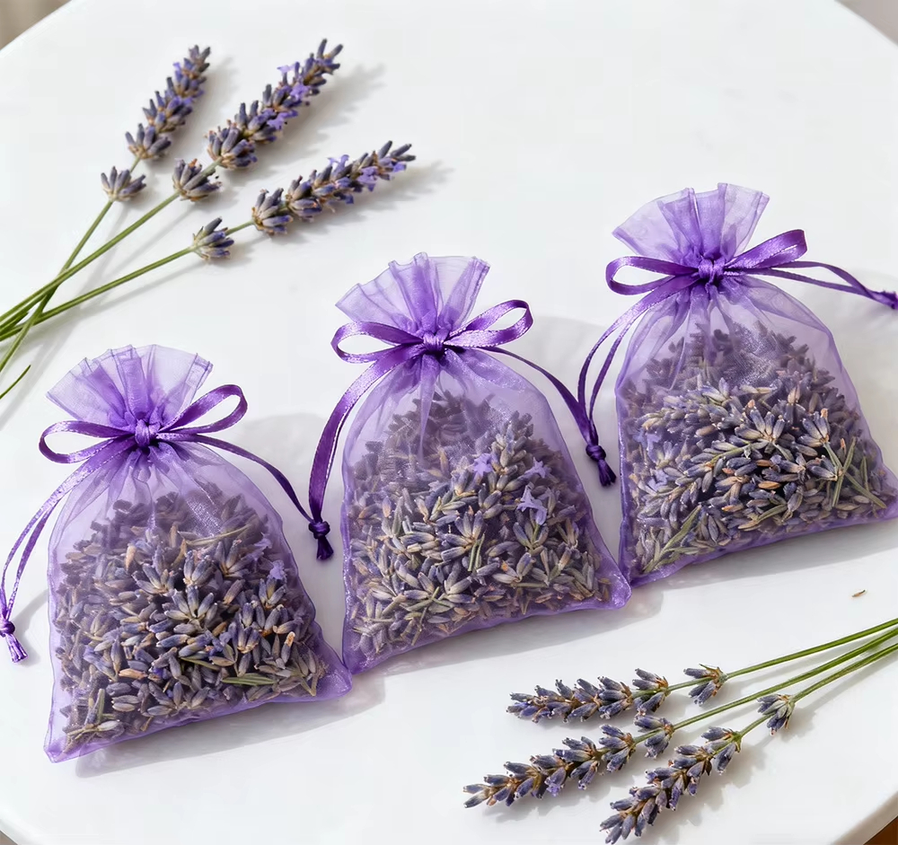 17885093877912.jpg Dried Lavender close-up detail showing texture